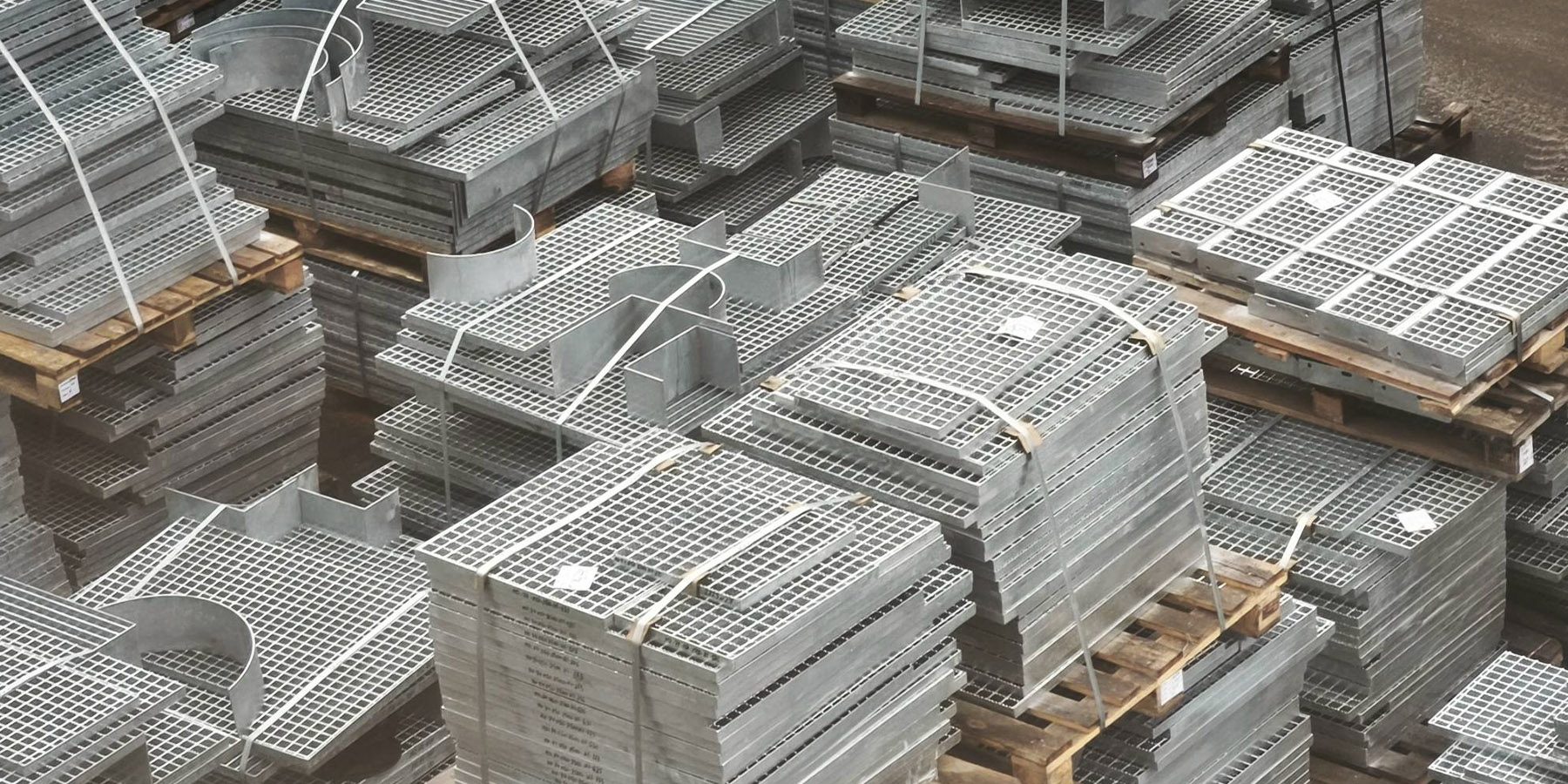 Решетчатый настил для газохимического комплекса